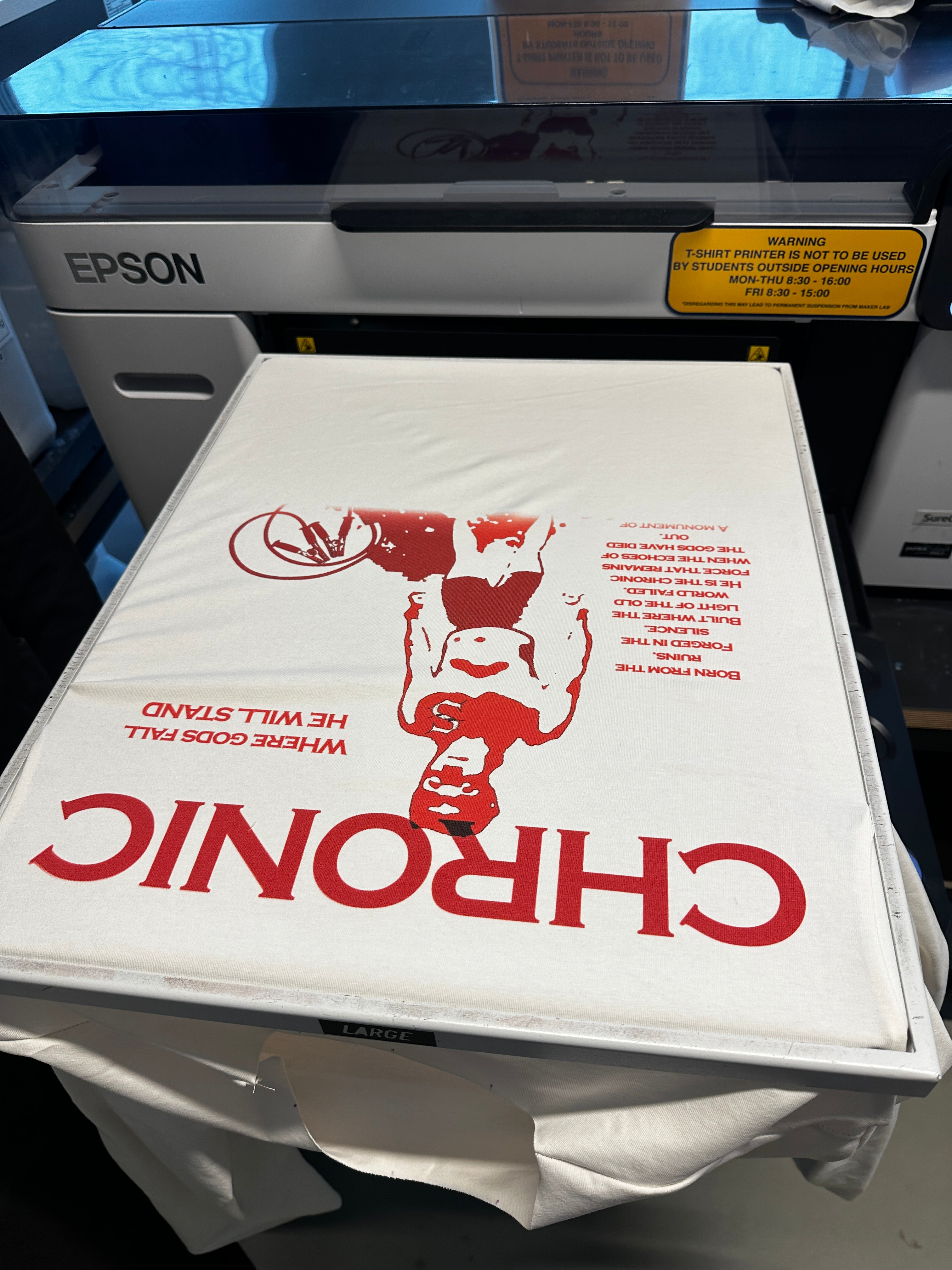 Søvnig Longsleeve - Commission